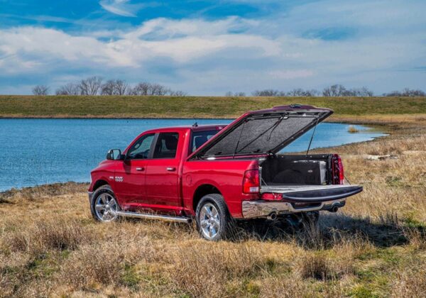 Dodge RAM 1500 DT Tonneau Cover Hochwertig aus ABS