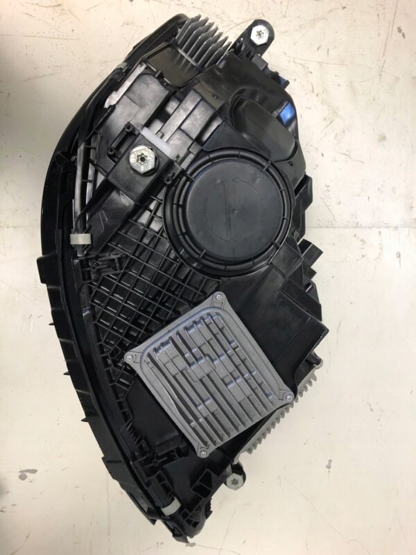 Mercedes Benz W222 Facelift LED Multibeam Scheinwerfer Links+Rechts A2229064305/A2229064306 – Bild 6
