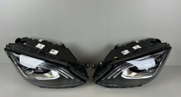 Mercedes Benz W222 Facelift LED Multibeam Scheinwerfer Links+Rechts A2229064305/A2229064306 – Bild 2